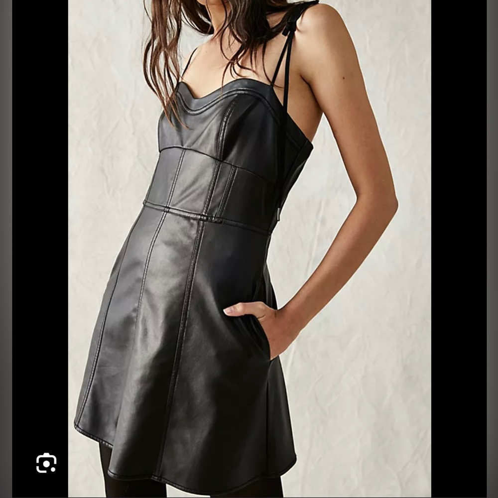 Free People Veronica Mini Black Size 2